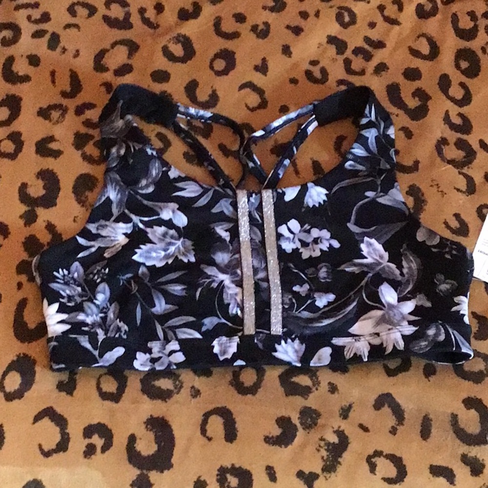Sports bra